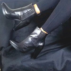 Clergerie Platform Chelsea Bootie 39 1/2